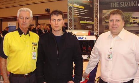 v. til h: Ian Robinson, Suzuki England, Niki Bjerg Larsen, Ian Philipson, Suzuki England